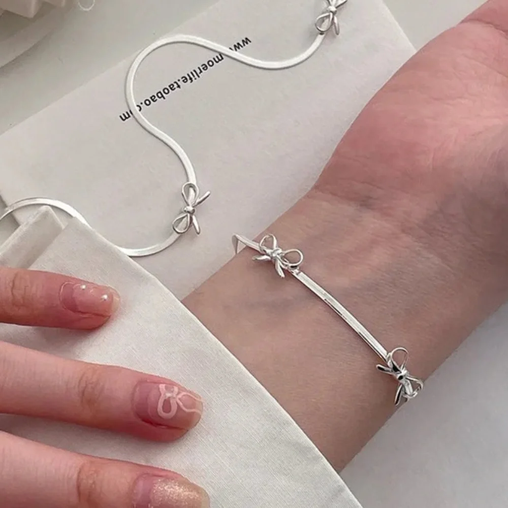 Veinci Jewelry Feminine Bow Herringbone Bracelet